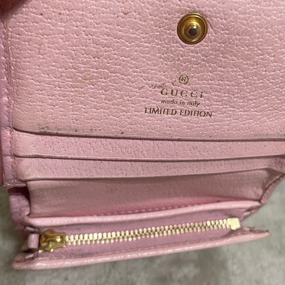 Gucci Floral Canvas Compact Wallet - Picture 10 of 15